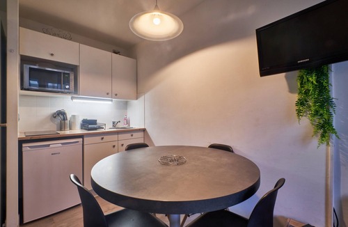 Allevard Apartment | Apartment 'Petit Cocon Proche Lac Et Stations' with Shared Pool, Balcony and Wi-Fi