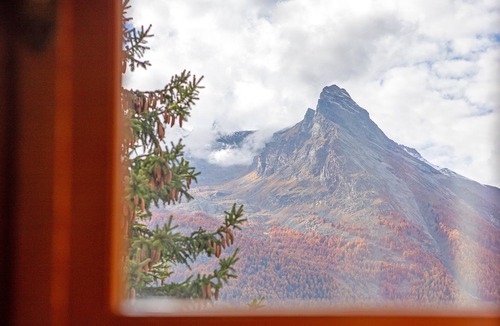 Cogne Apartment | Apartment 'Piccolo Paradiso' with Mountain View, Private Garden and Wi-Fi