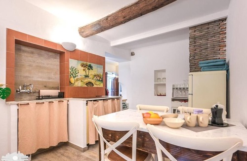 Bogliasco Apartment | Apartment 'Pieds Dans L'eau' with Private Terrace and Wi-Fi