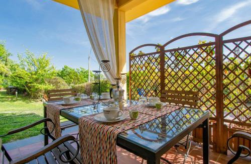 Giugnano Apartment | Apartment Pier by Interhome