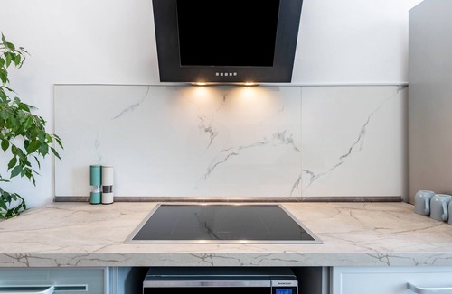 Gera Apartment | Apartment 'Poli' with Shared Terrace and Wi-Fi