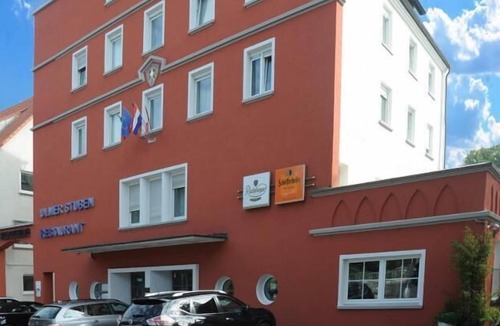 Ulm Apartment | Apartment-Private Bathroom-City view