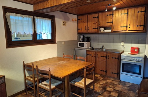 Abondance Apartment | Apartment 'Proche Stations De Ski' with Mountain View, Private Terrace and Wi-Fi