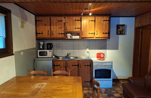 Abondance Apartment | Apartment 'Proche Stations De Ski' with Mountain View, Private Terrace and Wi-Fi