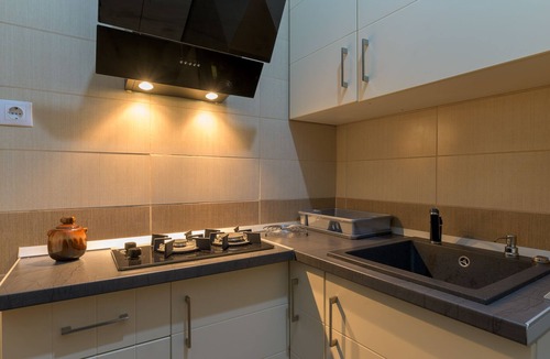 Center Apartment | Apartment Queen - CENTRAL