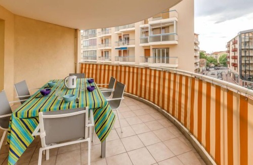 Saint-Raphael Apartment | Apartment Résidence L'Amiral in Saint-Raphaël - 6 persons, 2 bedrooms