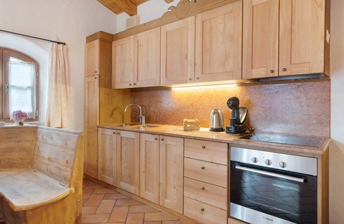 Coredo Apartment | Apartment 'Red' with Mountain View, Shared Garden and Wi-Fi