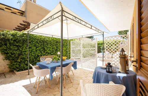 Cenate Apartment | Apartment 'Residence Le Cenate Sail' with Private Terrace, Wi-Fi and Air Conditioning
