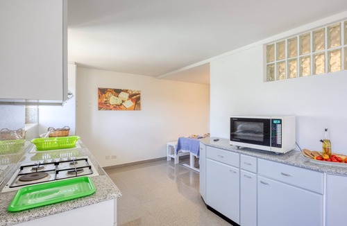 Fontanelle Apartment | Apartment 'Residence Margherita - Biancospino' with Sea View, Wi-Fi and Air Conditioning