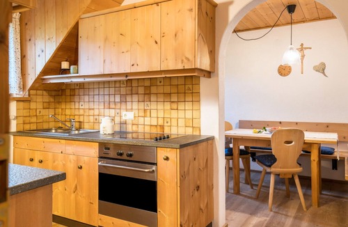 Renon Apartment | Apartment 'Ronacherhof Ringelblume' with Shared Garden and Wi-Fi