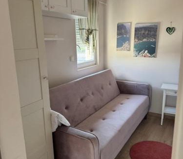 Podmaine Apartment | Apartment Rose
