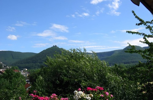 Bad Urach Apartment | Apartment 'Rosengarten, 65 Qm' with Mountain View, Balcony and Wi-Fi