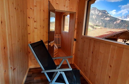 Cornedo All'isarco Apartment | Apartment "Rosengarten - Heigler Hof" with Mountain View, Wi-Fi, Balcony, Sauna & Terrace