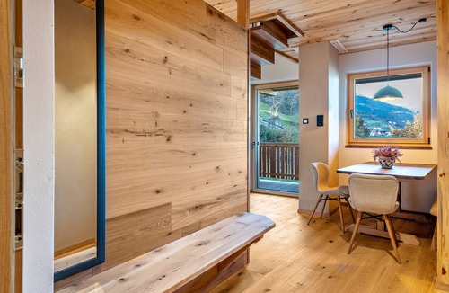 Renon Apartment | Apartment 'Rotwandterhof Nest' with Mountain View, Shared Garden and Wi-Fi
