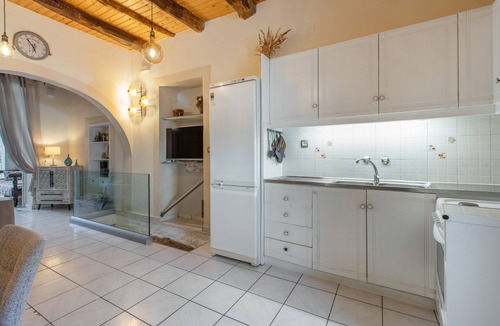 Filaki Apartment | Apartment 'Rustic' with Mountain View, Wi-Fi and Air Conditioning