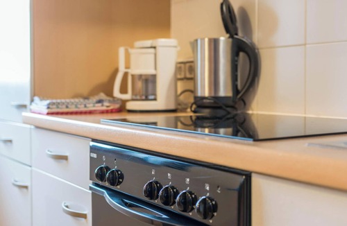 Kastelruth Apartment | Apartment “Sattelkammer” with Mountain View, Wi-Fi & Garden