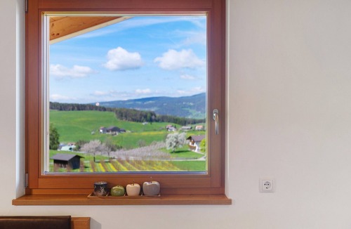 Kastelruth Apartment | Apartment 'Schererhof Abendrot' with Mountain View, Private Terrace and Wi-Fi