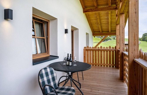 Fie allo Sciliar Apartment | Apartment "Schlosshof Hänsel und Gretel" with Mountain View, Balconies & Wi-Fi