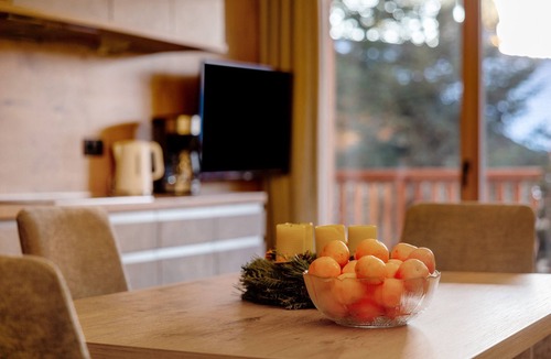 Rodengo Apartment | Apartment 'Schlossblick' with Mountain View, Private Terrace and Wi-Fi