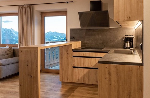Villandro Apartment | Apartment 'Schönblick' with Mountain View, Private Terrace and Wi-Fi