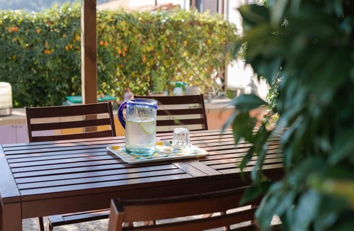 Marciana Apartment | Apartment 'Scirocco' with Mountain View, Shared Pool and Wi-Fi