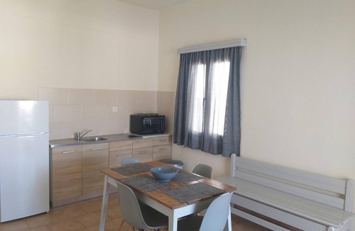 Posidonia Apartment | Apartment 'Sea View Double Bedroom' with Sea View, Wi-Fi and Air Conditioning