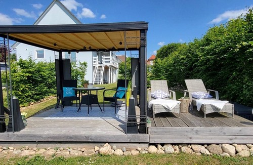 Klein Upahl Apartment | Apartment "Seeblick" with Lake View, Private Terrace and Wi-Fi