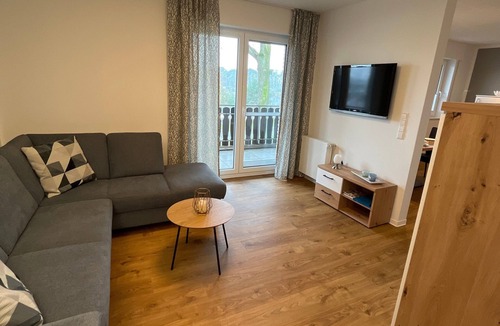 Versmold Apartment | Apartment 'Seeblick' with Balcony and Wi-Fi