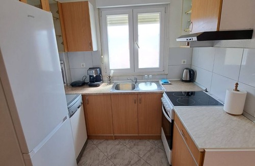 Mejasi Apartment | Apartment Slava - close to the mall: - Split, Riviera Split, Croatia