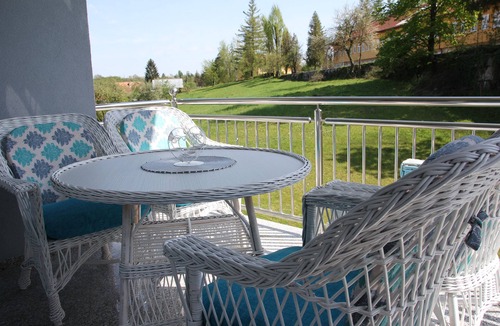 Slunj Apartment | Apartment Snježana - Apartment with balcony - Udobni apartman sa 1 spavaćom s.