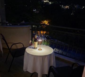 Skaljari Apartment | Apartment Sofia - Modern 2-Bedroom Retreat Near Kotor Old Town