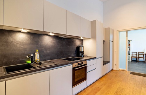 Conweiler Apartment | Apartment 'Sommer' with Shared Pool, Shared Garden and Wi-Fi
