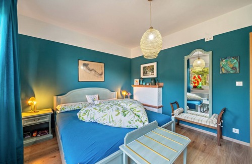 Ronzone Apartment | Apartment 'Sonnenparadies Ronzone' with Mountain View, Private Terrace and Wi-Fi