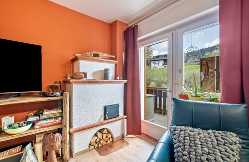 Ronzone Apartment | Apartment 'Sonnenparadies Ronzone' with Mountain View, Private Terrace and Wi-Fi