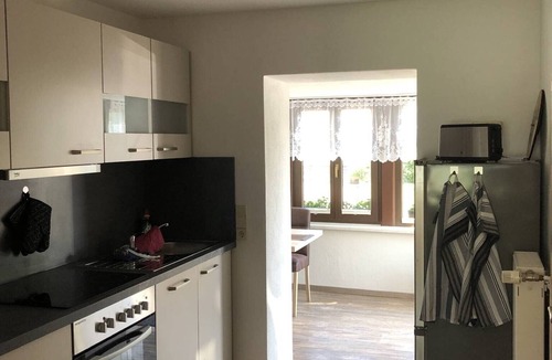 Warthe Apartment | Apartment 'Strey' with Private Garden and Wi-Fi