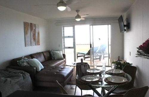 Bloubergstrand Apartment | Apartment steps from the Beach