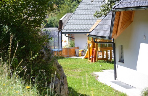 Lom pod Storzicem Apartment | Apartment Storman 2, Agriturismo, Countryside, Nature, Family, 20 km from Bled, 4 persons