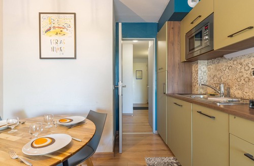 Pont Royal Apartment | Apartment 'Studio Golf De Pont Royal' with Mountain View, Wi-Fi and Air Conditioning