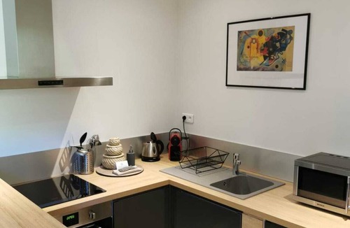 Cassis Apartment | Apartment-Suite-Supérieur-Terrace-Private Bathroom