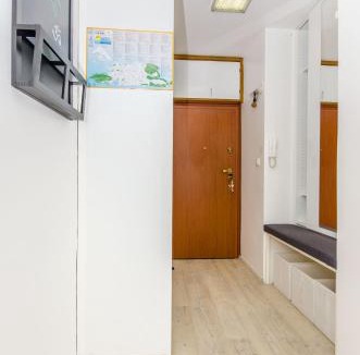Split Apartment | Apartment Sunshine