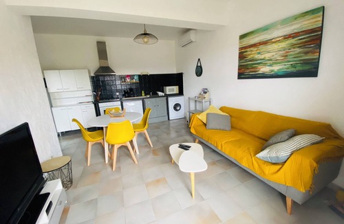 Vetricella Apartment | Apartment T2 furnished tourism 2 * air-conditioned near the sea