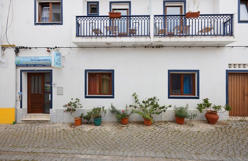 Odeceixe Apartment | Apartment 'T3 Malveiro' with Mountain View, Balcony and Wi-Fi