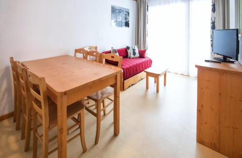 Bramans Apartment | Apartment Termignon 50m from Ski Lift