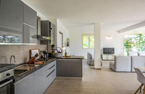 Ossuccio Apartment | Apartment The View 1 by Interhome