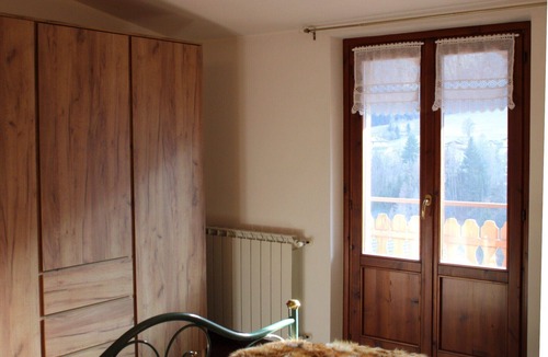 Schilpario Apartment | Apartment 'The Wild Deer Retreat' with Mountain View and Balcony