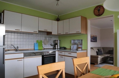 Oberstadtfeld Apartment | Apartment Thull - 4-bed apartment with shower and bath/WC
