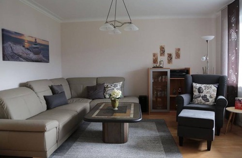 Oberstadtfeld Apartment | Apartment Thull - 4-bed apartment with shower and bath/WC