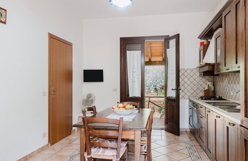 Castelluzzo Apartment | Apartment 'Tra Mare E Natura, Solo Relax' with Mountain View, Wi-Fi and Air Conditioning