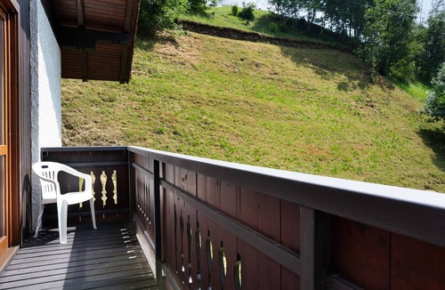 Pracorno Apartment | Apartment 'Trilocale 4' with Shared Garden, Balcony and Wi-Fi