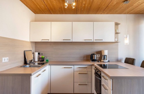 Neipperg Apartment | Apartment "Trollinger" with Balcony and Wi-Fi